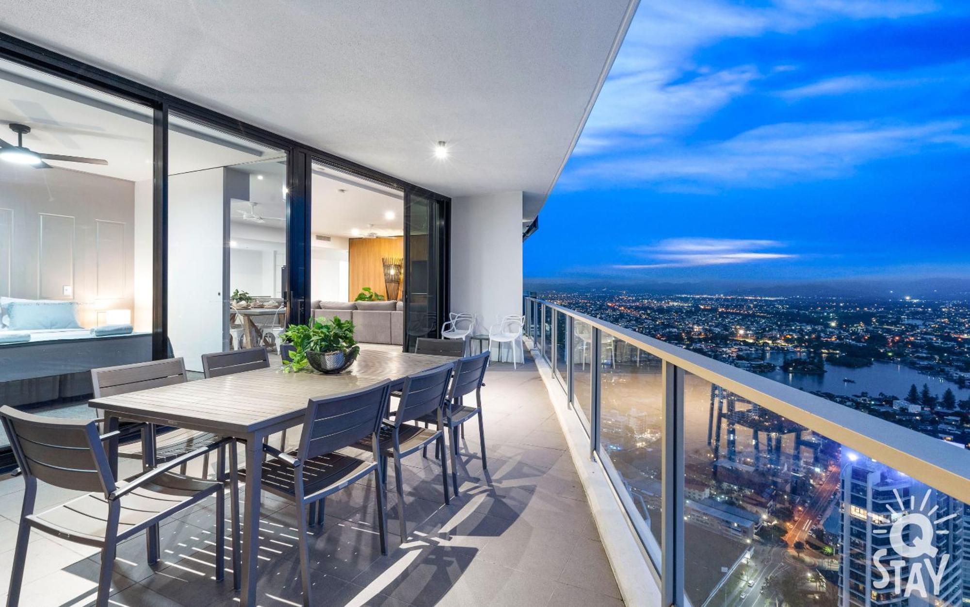 Circle On Cavill Surfers Paradise Mid Week Madness Deal - Q Stay Gold Coast Zewnętrze zdjęcie