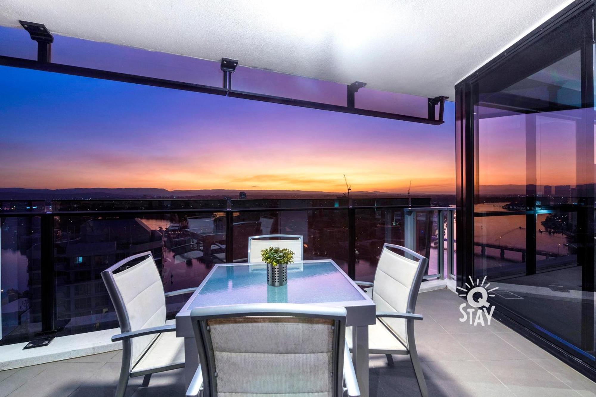 Circle On Cavill Surfers Paradise Mid Week Madness Deal - Q Stay Gold Coast Zewnętrze zdjęcie